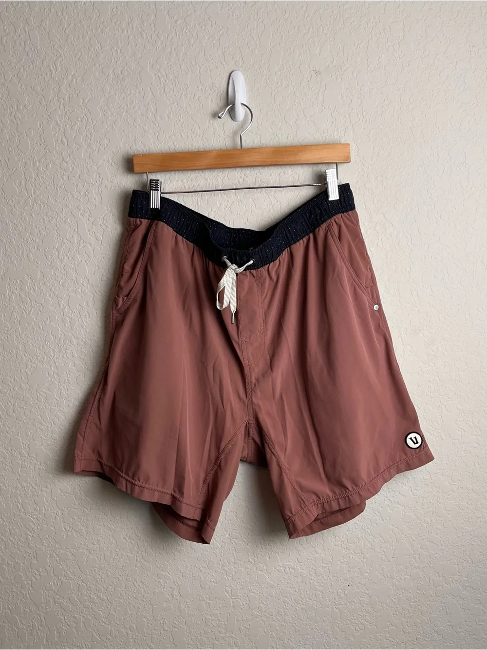 Vuori Men’s Lined Drawstring Kore Short XXL Red Clay Swim Trunks Board Shorts